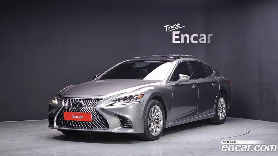 Lexus LS 2018