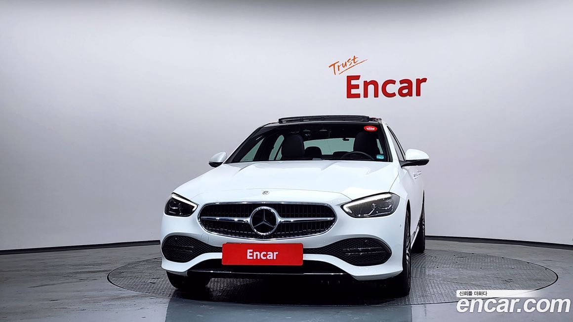 Mercedes-Benz C-Class 2025