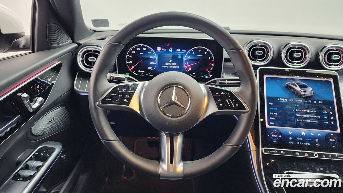 Mercedes-Benz C-Class 2025