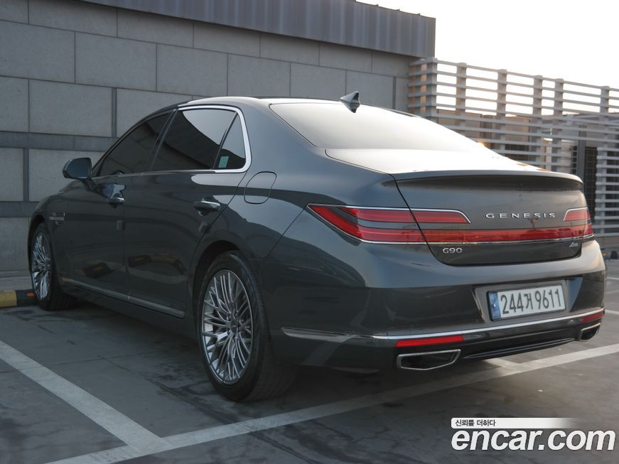 Genesis G90 2021