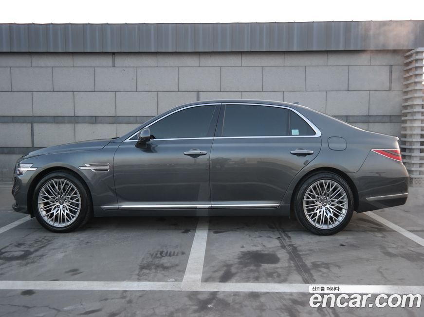 Genesis G90 2021