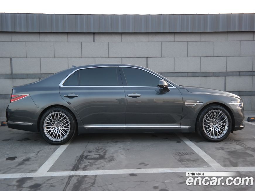 Genesis G90 2021