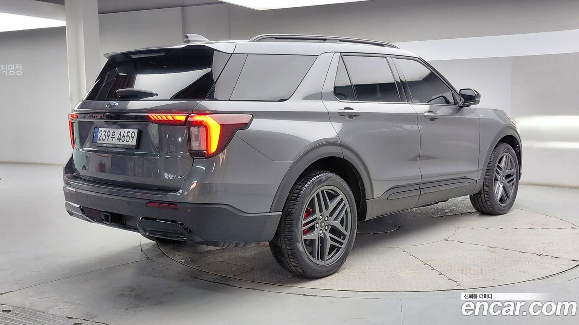Ford Explorer 2025