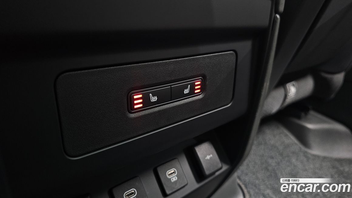 Land Rover Defender 2022