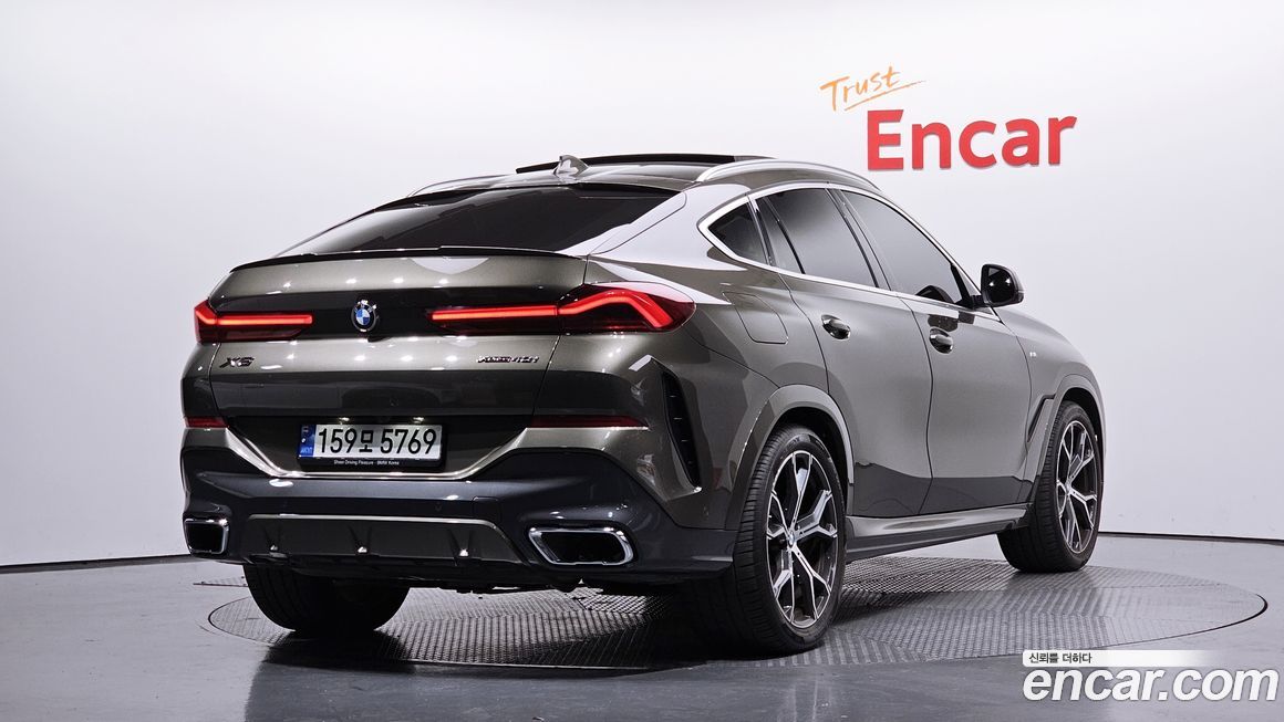 BMW X6 2022