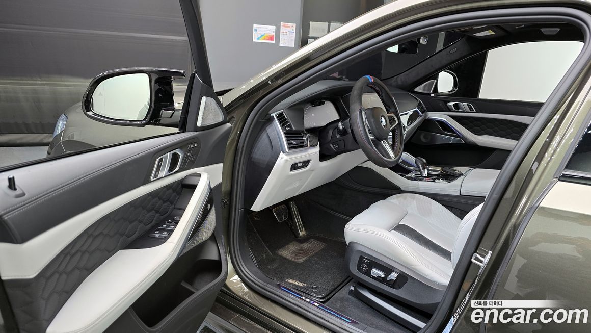 BMW X6M 2022