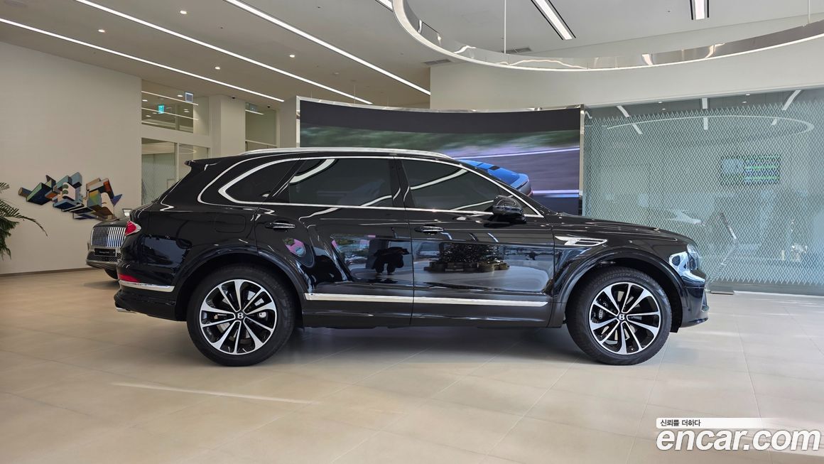Bentley Bentayga 2025