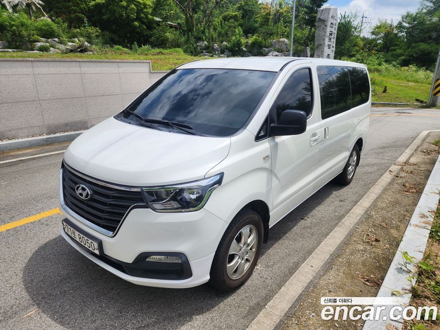 Hyundai Starex 2018
