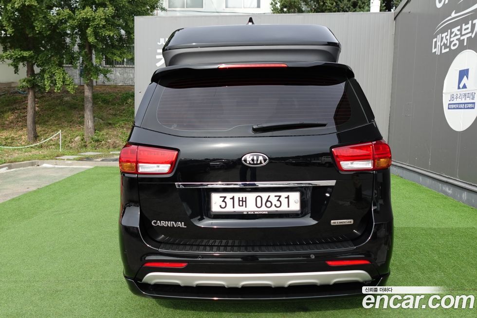 Kia Canival 2016