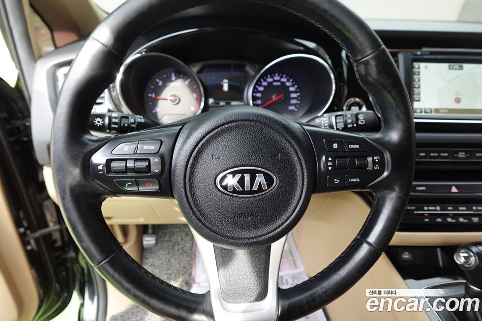 Kia Canival 2016
