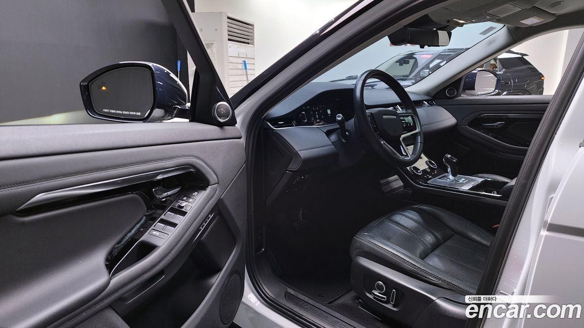 Land Rover Range Rover Evoque 2021