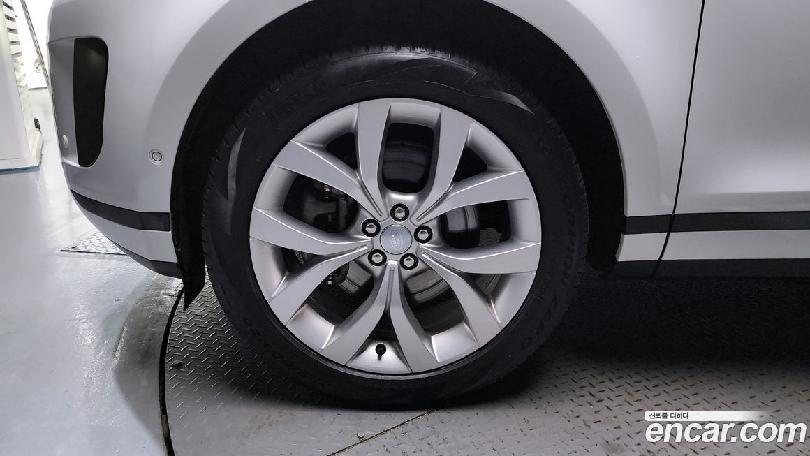 Land Rover Range Rover Evoque 2021