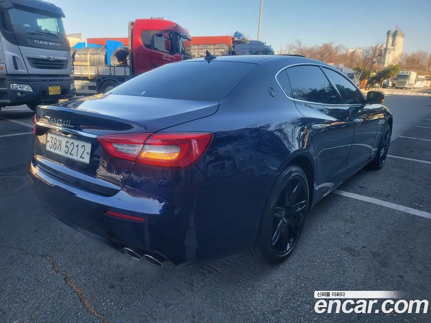 Maserati Quattroporte 2018