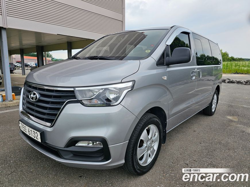 Hyundai Starex 2019