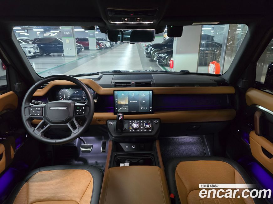 Land Rover Defender 2024