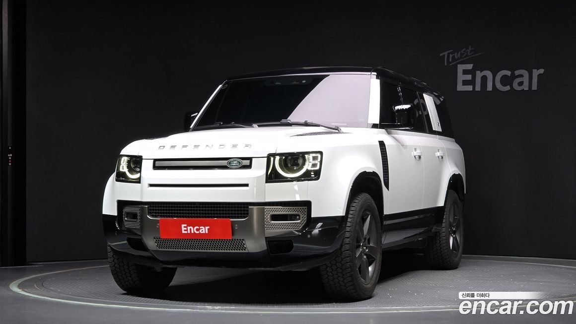 Land Rover Defender 2024