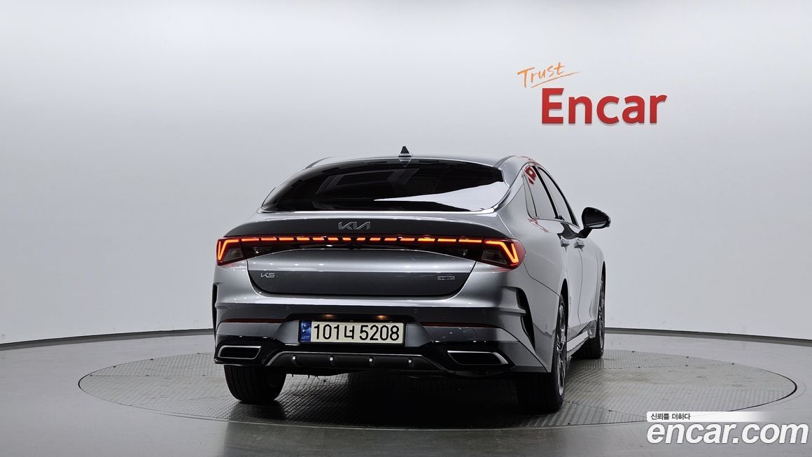 Kia K5 2023