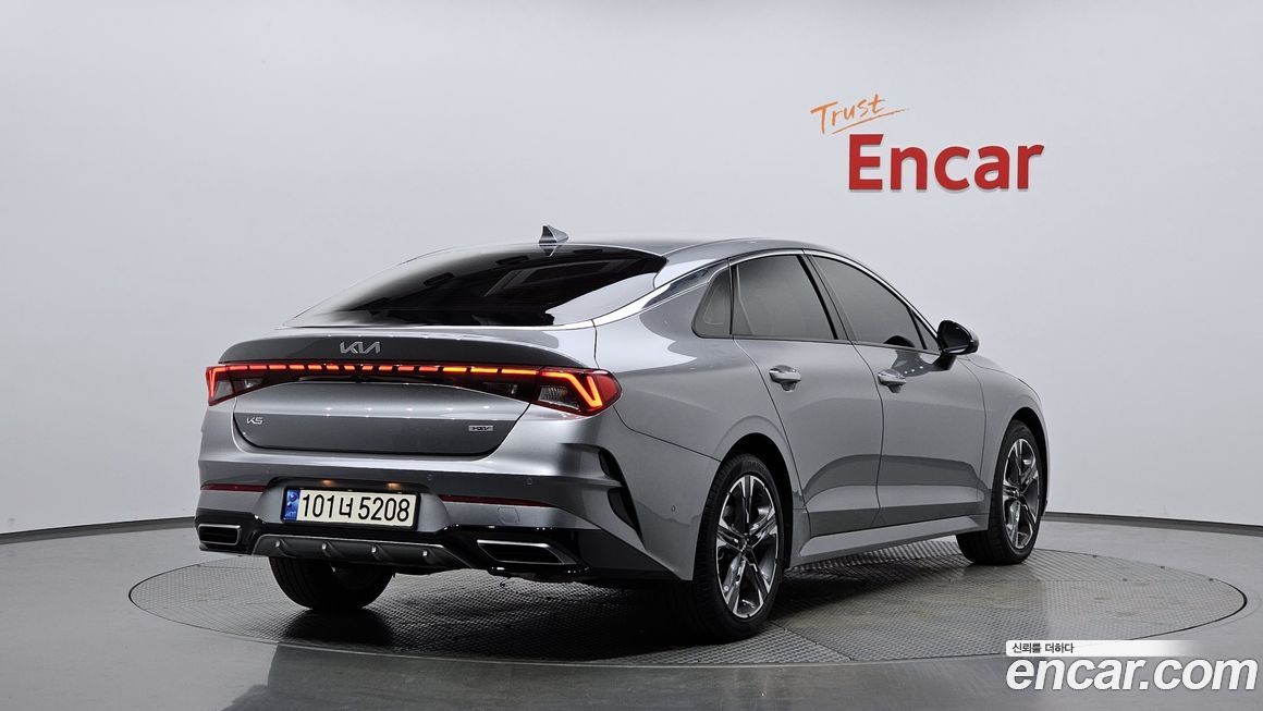 Kia K5 2023