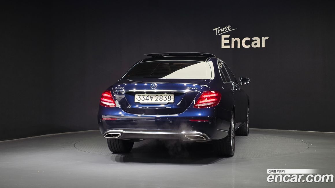 Mercedes-Benz E-Class 2020