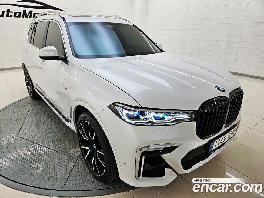 BMW X7 2021