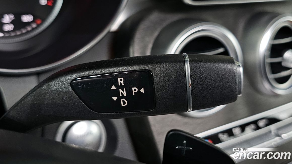 Mercedes-Benz GLC-Class 2017