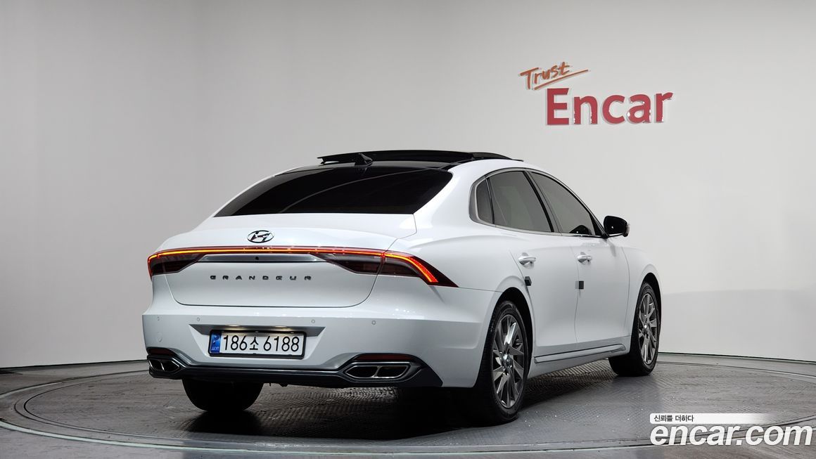 Hyundai Grandeur 2020