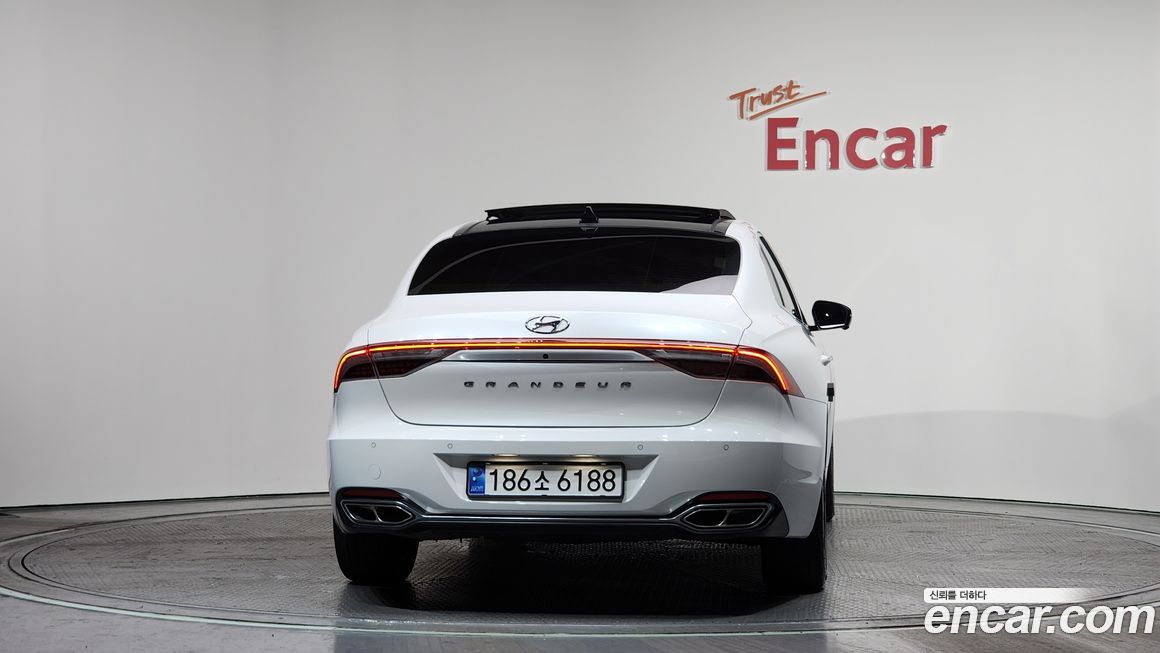 Hyundai Grandeur 2020