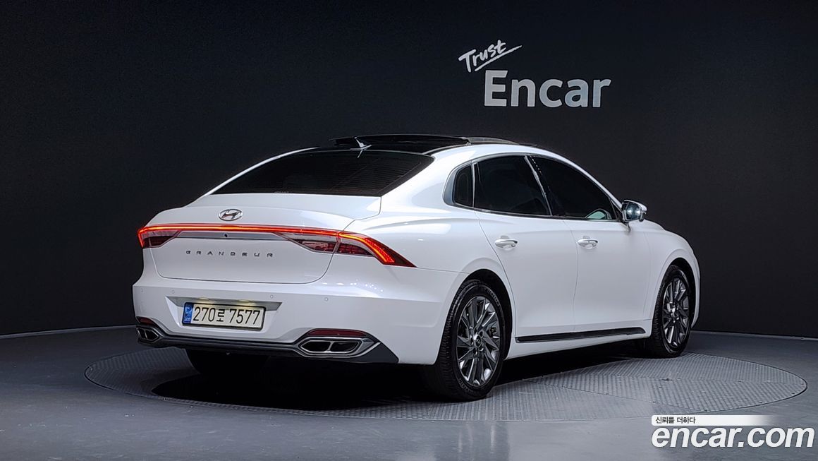 Hyundai Grandeur 2022