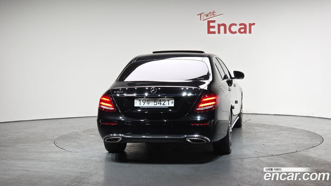 Mercedes-Benz E-Class 2019