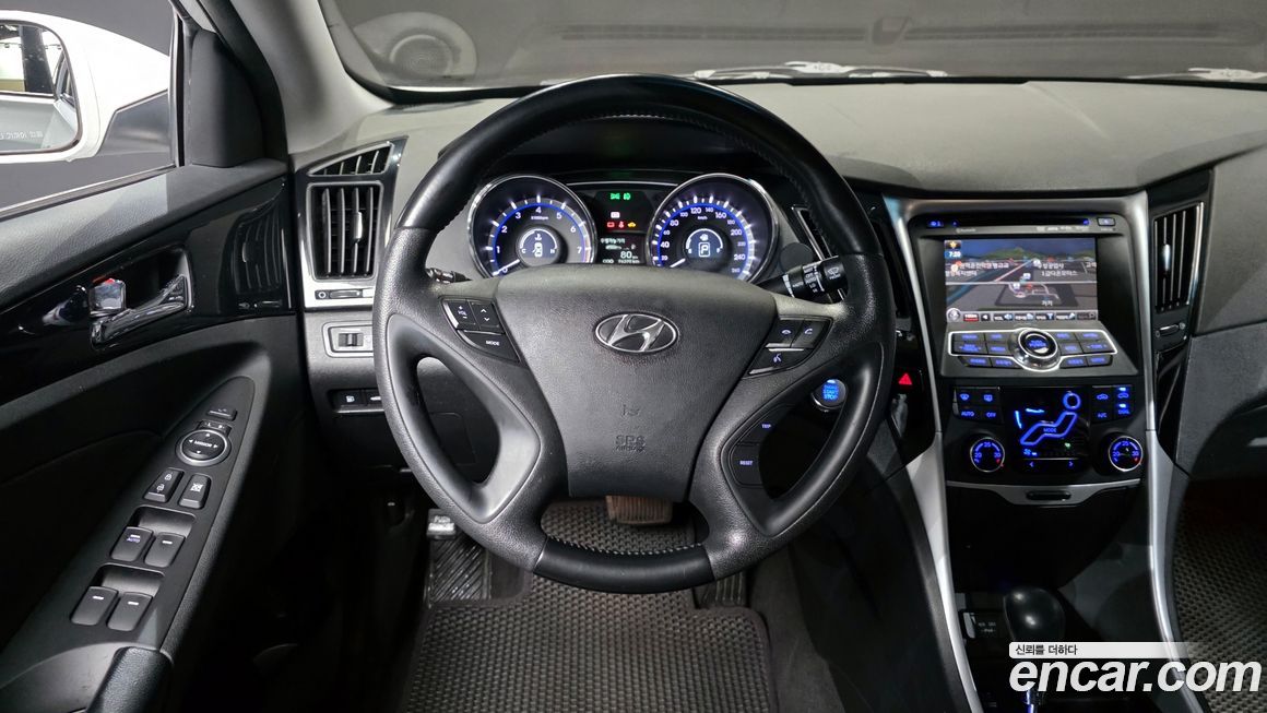 Hyundai Sonata 2010