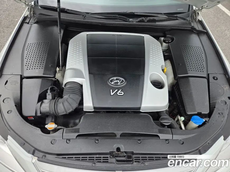 Hyundai Genesis 2010