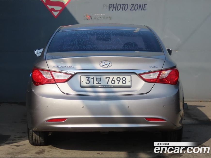 Hyundai Sonata 2011