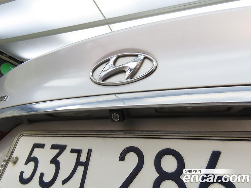 Hyundai Sonata 2010
