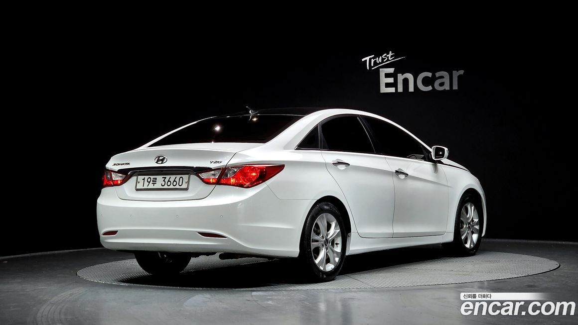 Hyundai Sonata 2010