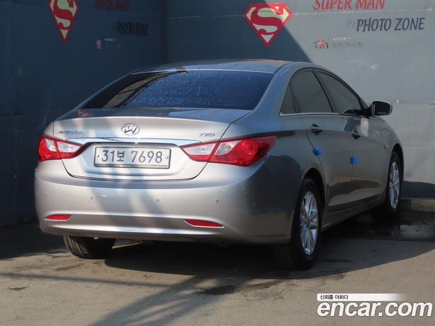 Hyundai Sonata 2011