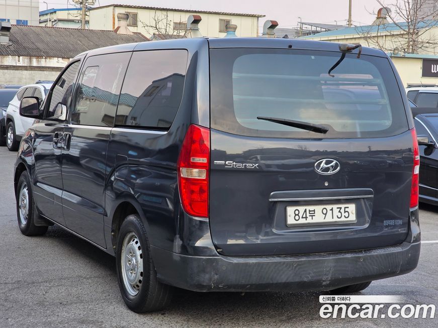 Hyundai Starex 2016