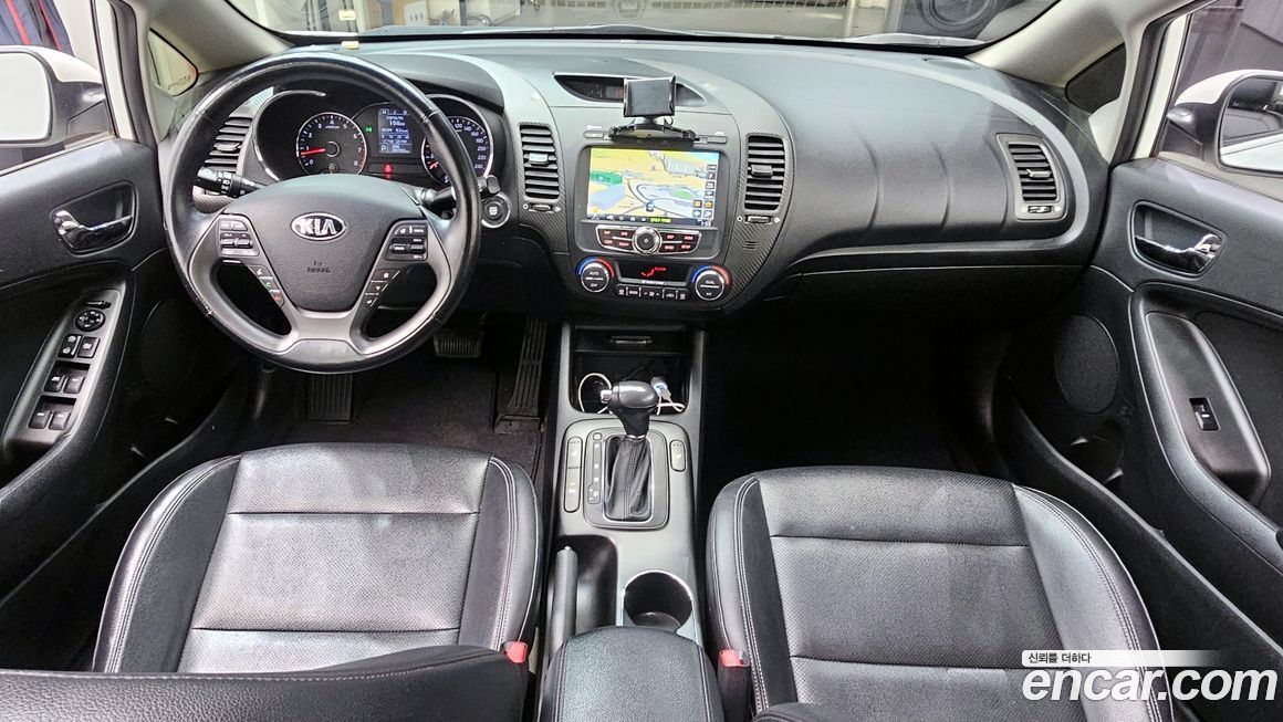 Kia K3 2013