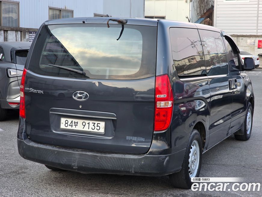 Hyundai Starex 2016