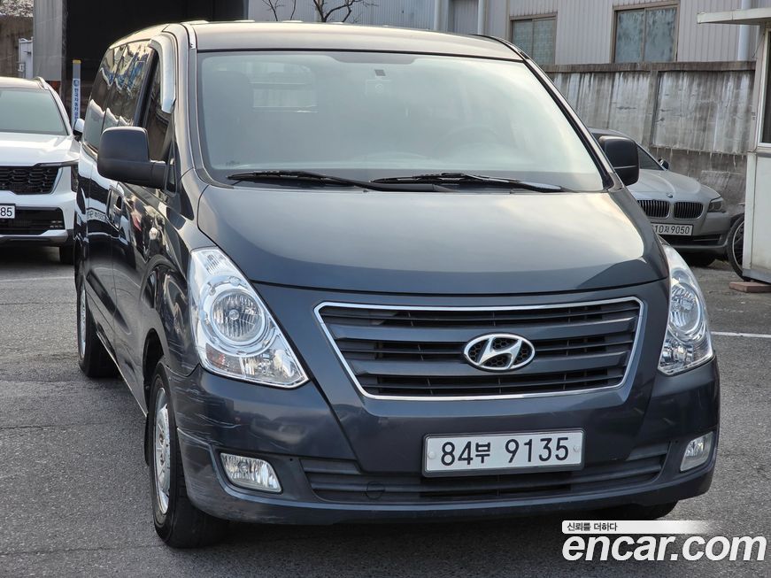 Hyundai Starex 2016