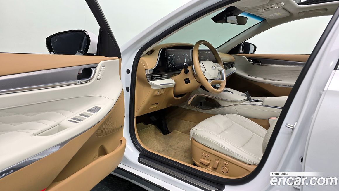 Hyundai Grandeur 2022