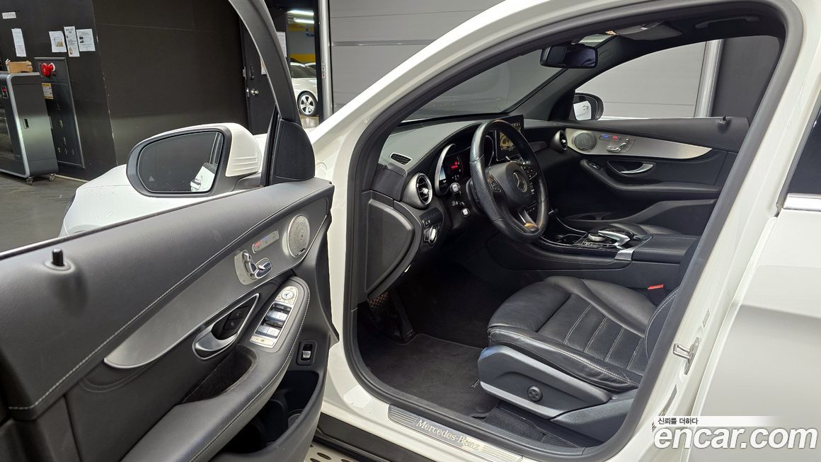 Mercedes-Benz GLC-Class 2017