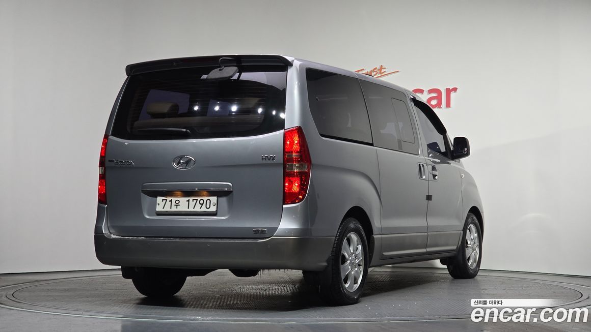 Hyundai Starex 2011