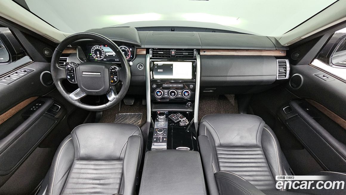 Land Rover Discovery 2019