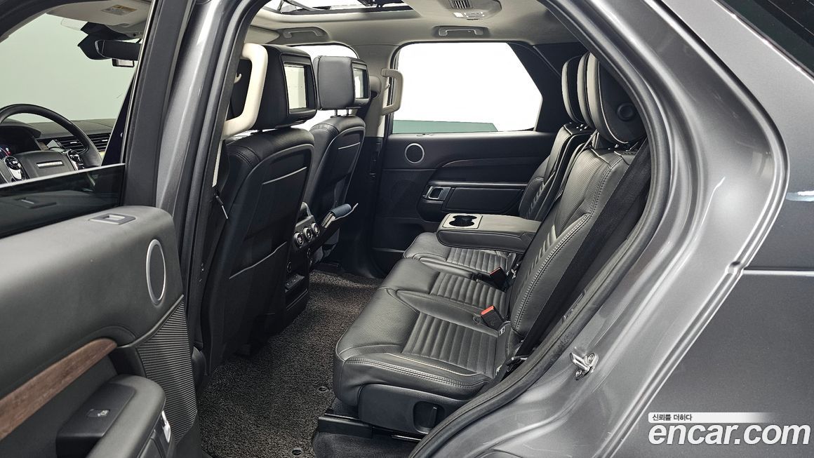 Land Rover Discovery 2019