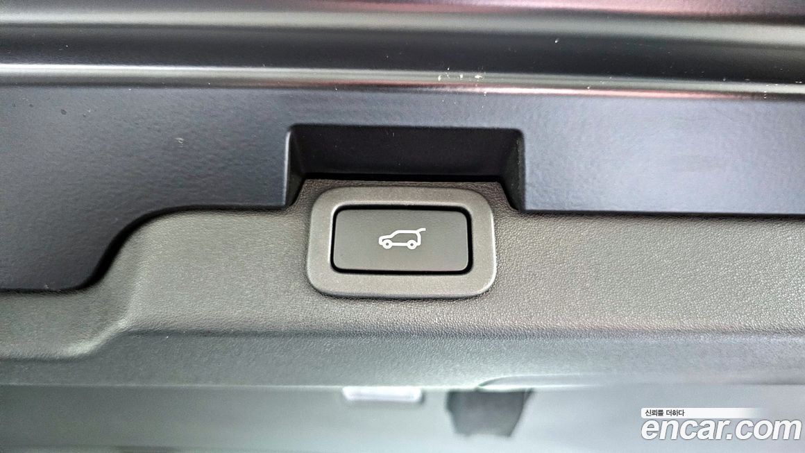 Land Rover Discovery 2018