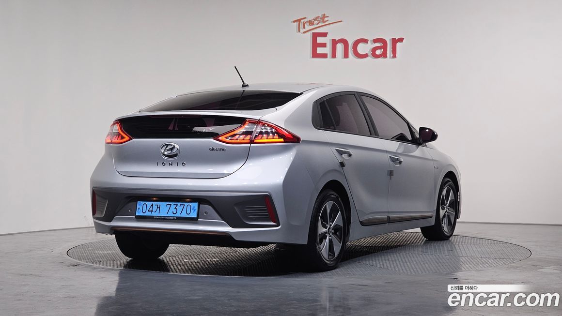 Hyundai Ioniq 2018