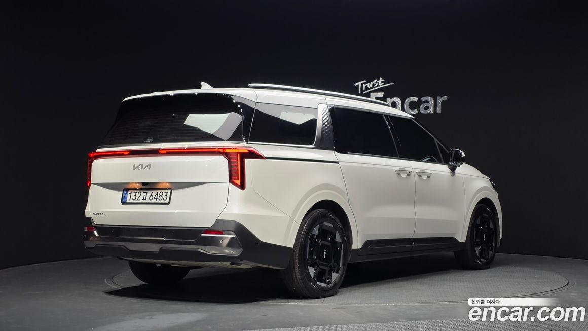 Kia Canival 2024