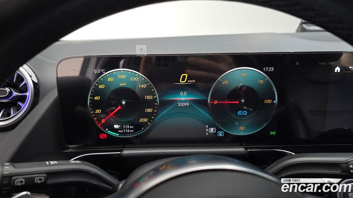 Mercedes-Benz EQA 2022