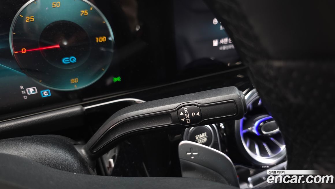 Mercedes-Benz EQA 2022