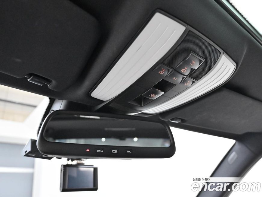 Mercedes-Benz E-Class 2014